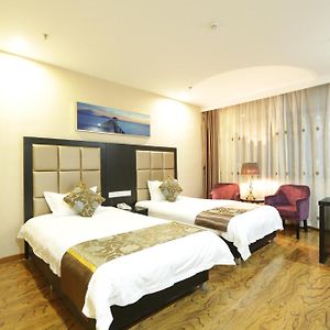 Airport Hotel Classic Park
